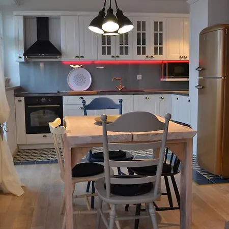 Appartement Drustveni Dom *