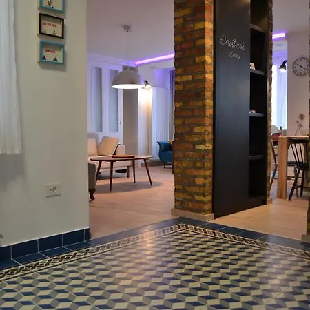 Drustveni Dom Apartment