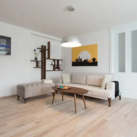 Apartment Drustveni Dom *